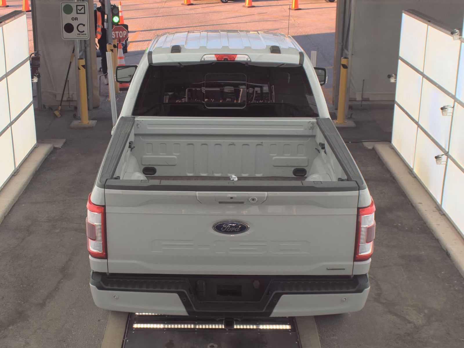 2023 Ford F-150 Lariat AWD