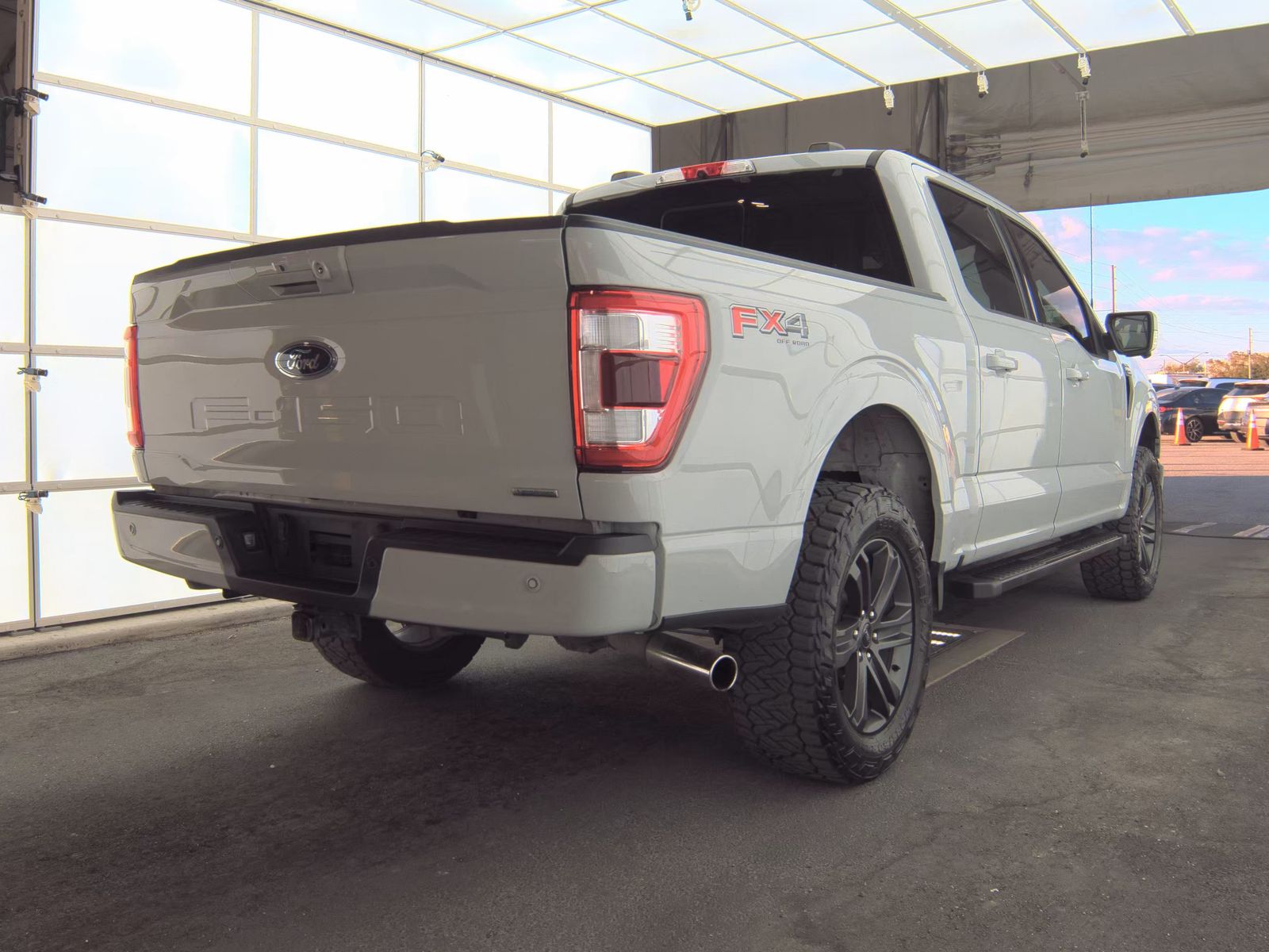 2023 Ford F-150 Lariat AWD