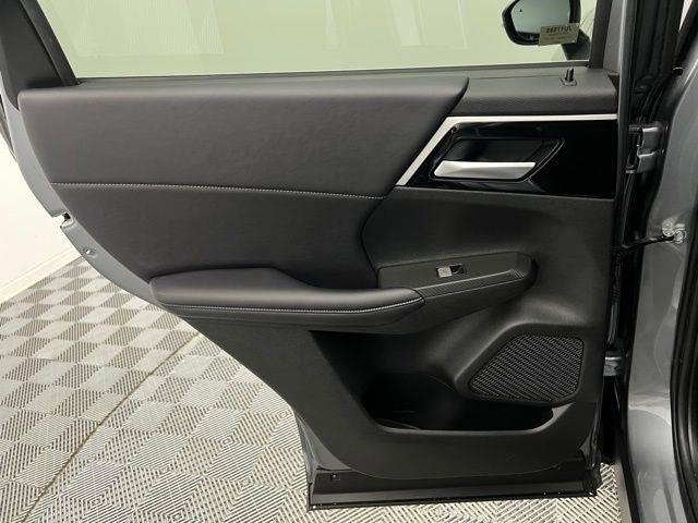 2024 Mitsubishi Outlander SE FWD