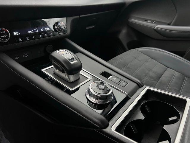 2024 Mitsubishi Outlander SE FWD