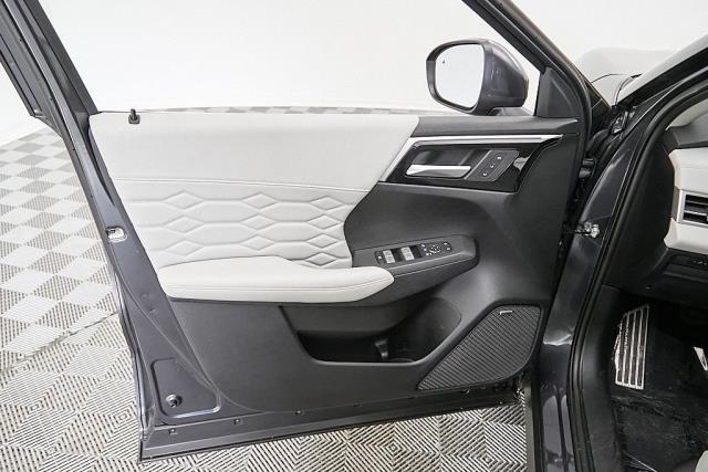 2025 Mitsubishi Outlander SEL FWD