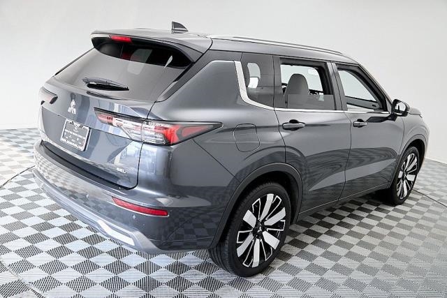 2025 Mitsubishi Outlander SEL FWD