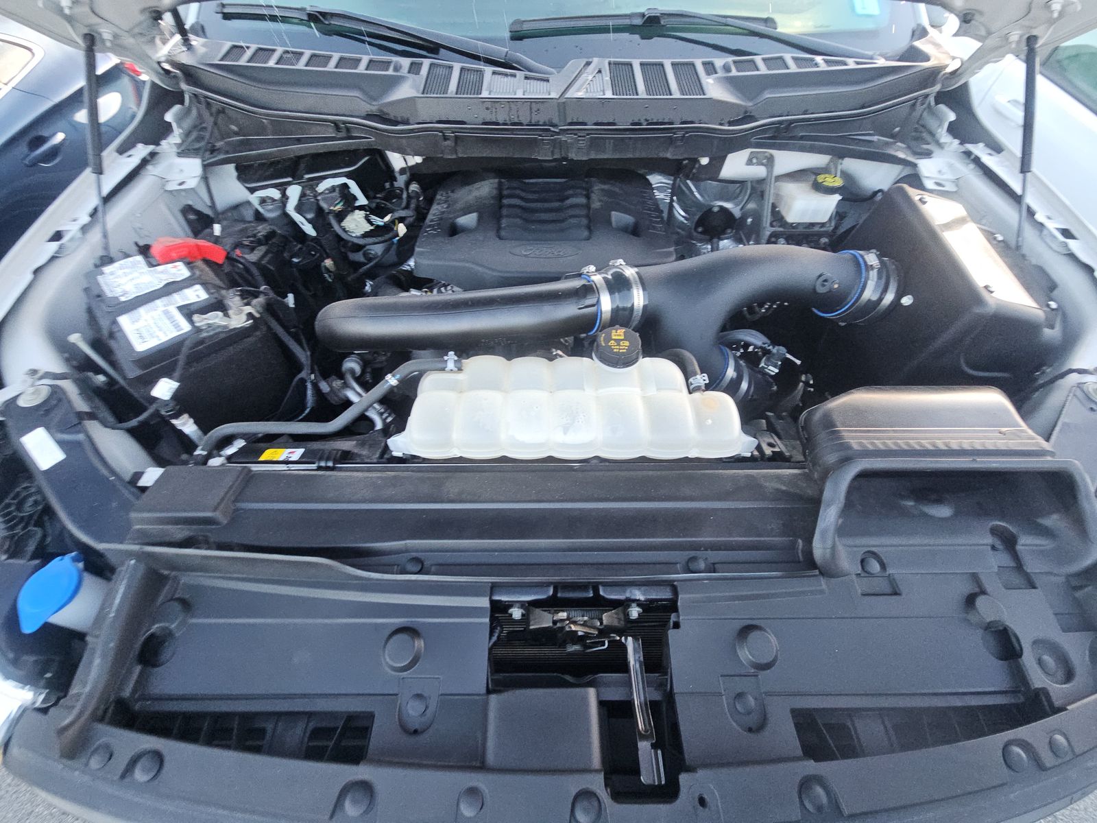 2023 Ford F-150 Lariat AWD