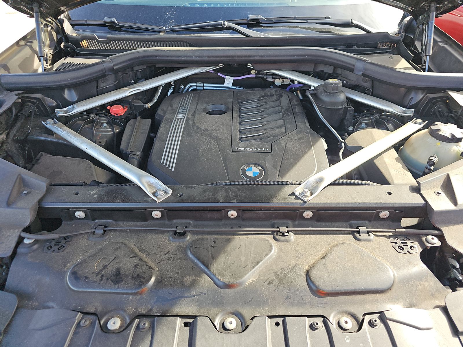 2022 BMW X6 xDrive40i AWD