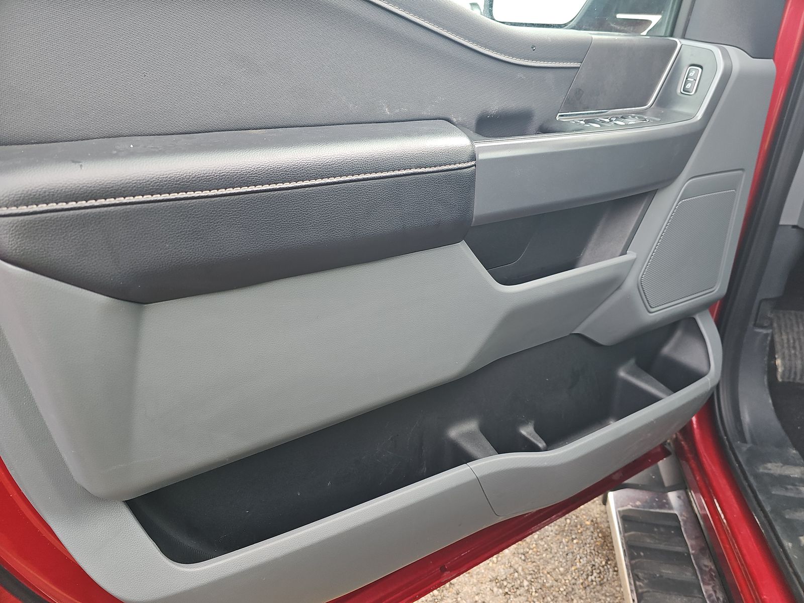 2025 Ford F-150 Hybrid XLT AWD