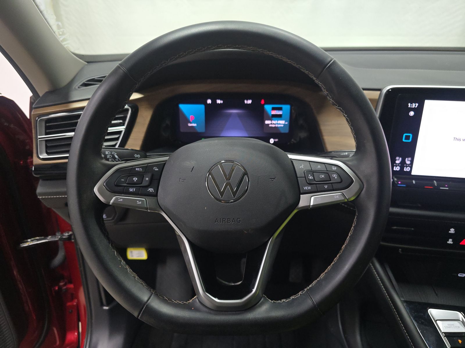 2025 Volkswagen Atlas 2.0T SE FWD