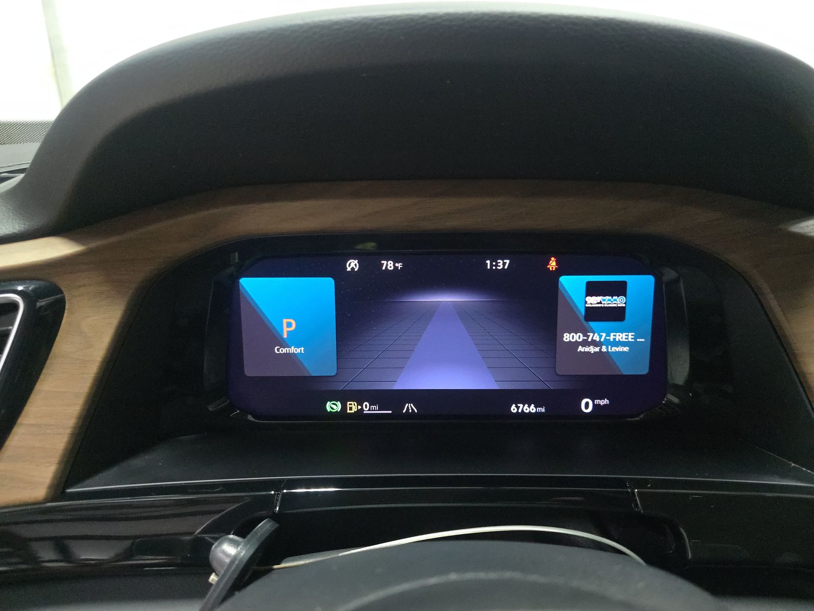 2025 Volkswagen Atlas 2.0T SE FWD