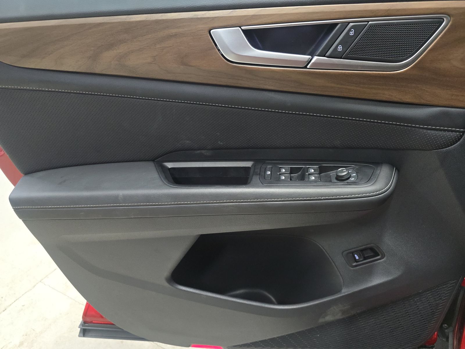 2025 Volkswagen Atlas 2.0T SE FWD