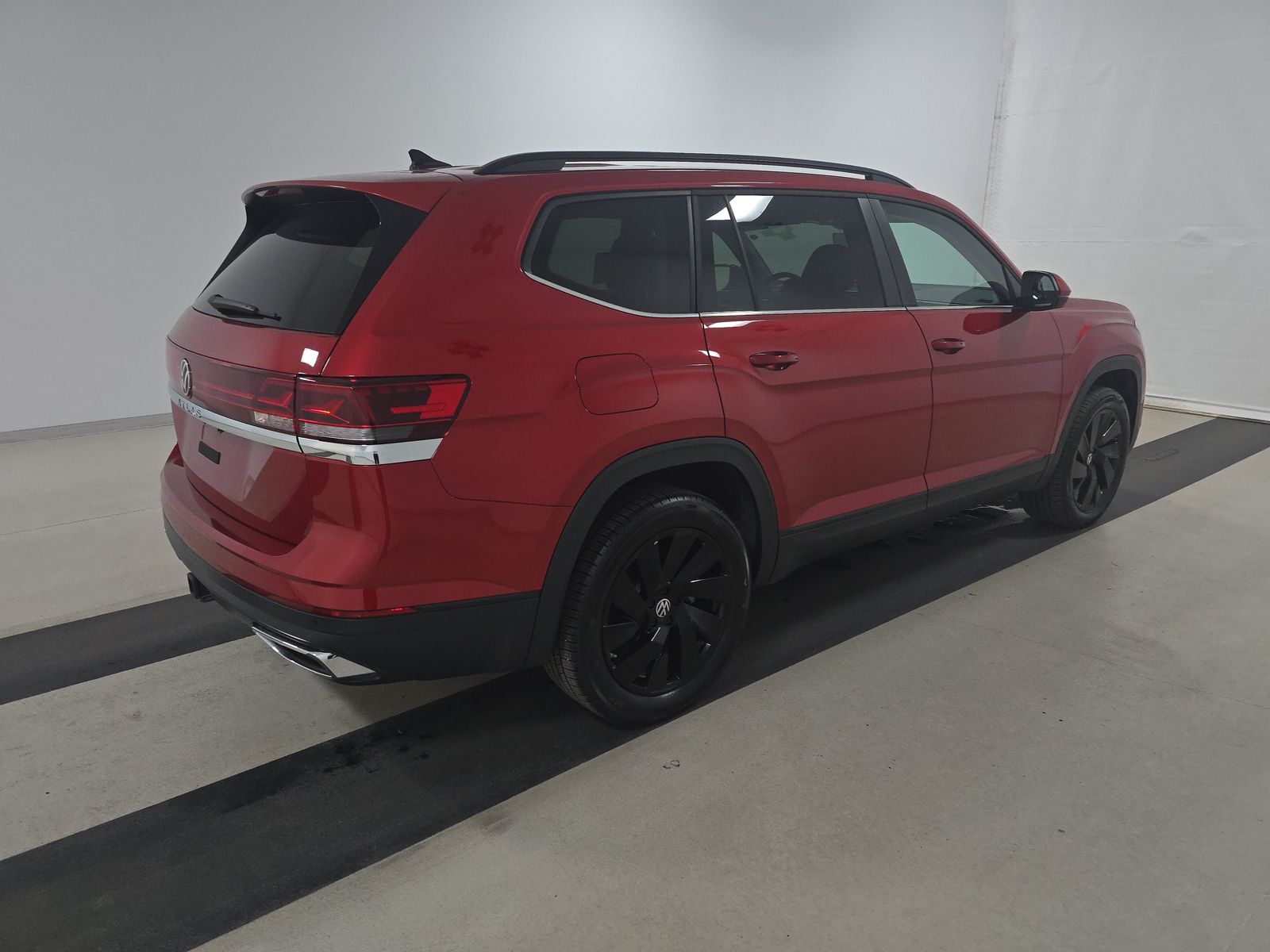 2025 Volkswagen Atlas 2.0T SE FWD
