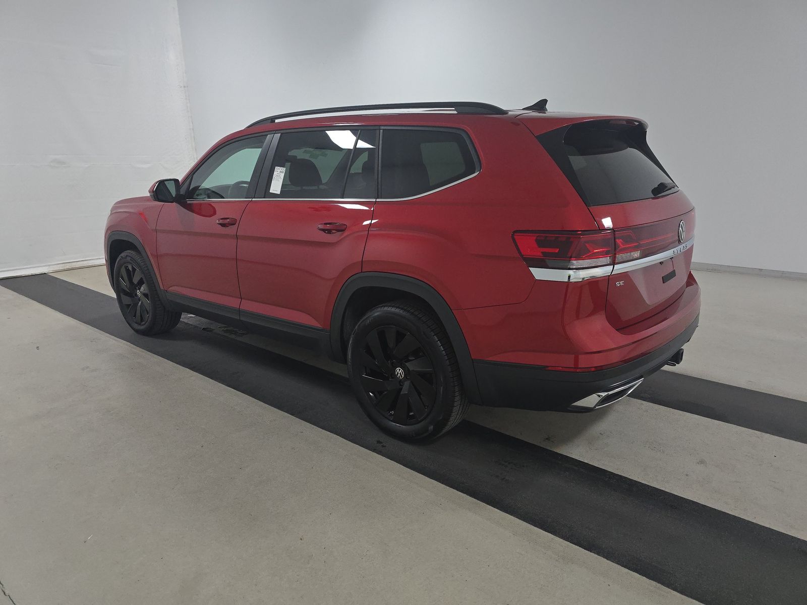 2025 Volkswagen Atlas 2.0T SE FWD