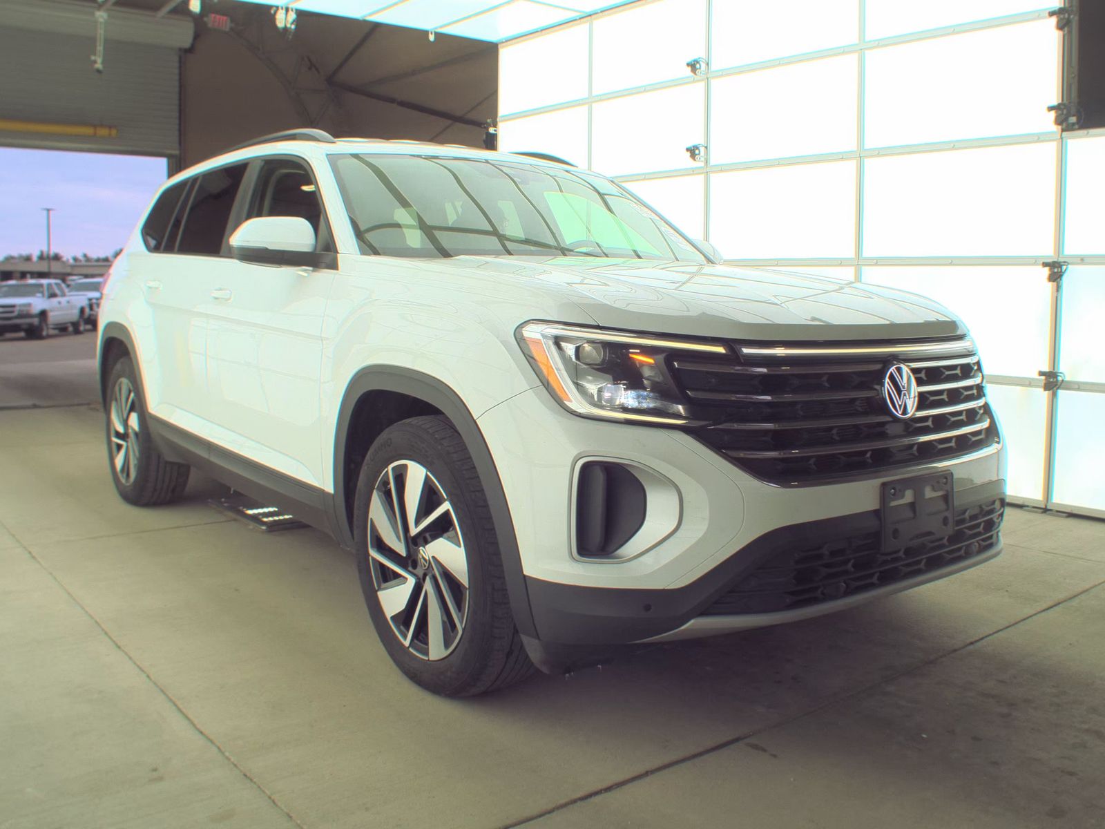 2024 Volkswagen Atlas 2.0T SE AWD