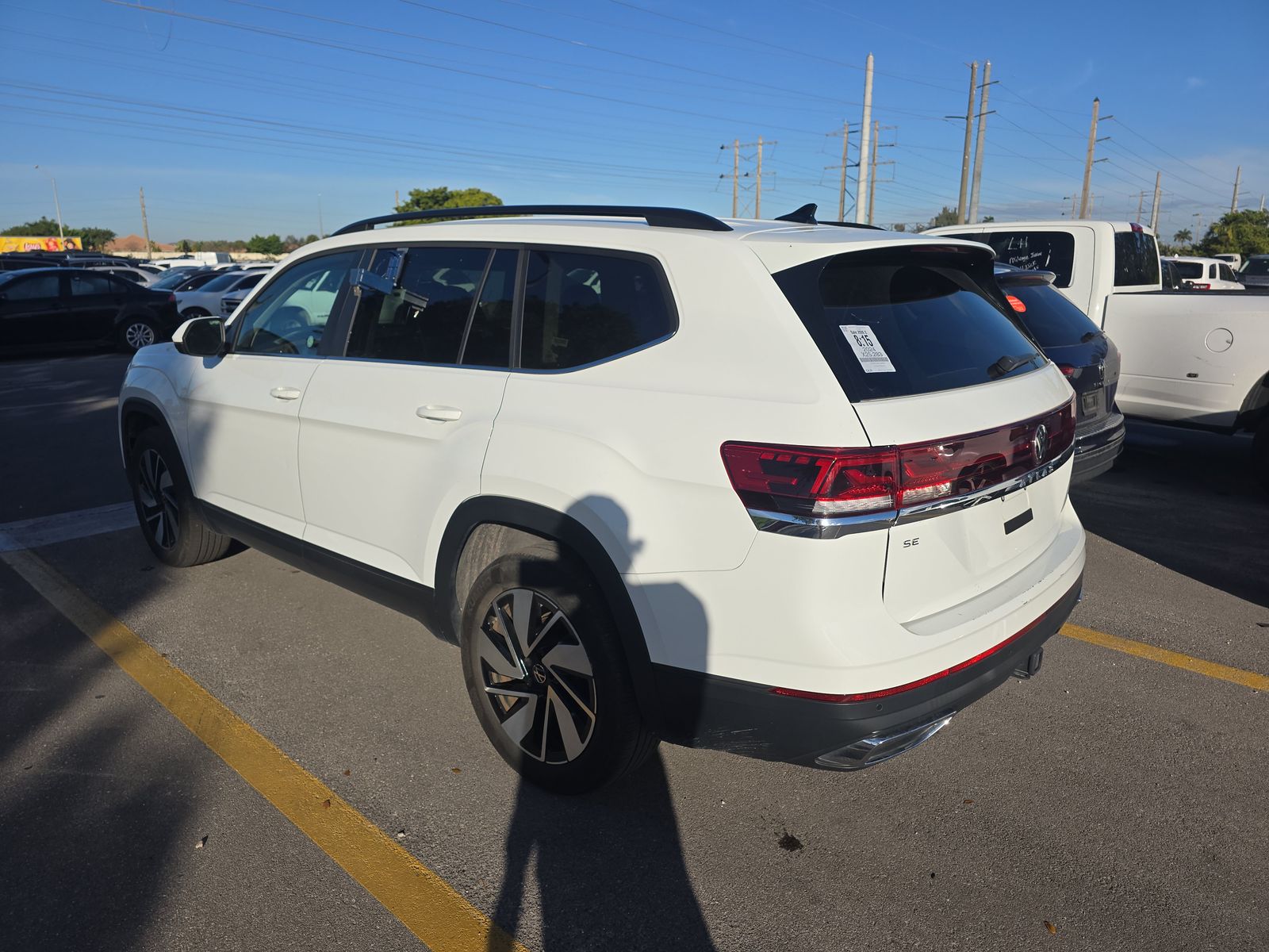 2024 Volkswagen Atlas 2.0T SE FWD