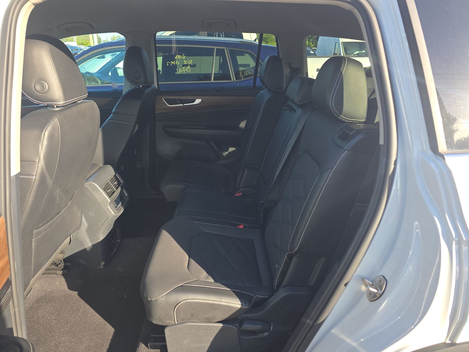 2024 Volkswagen Atlas 2.0T SE FWD