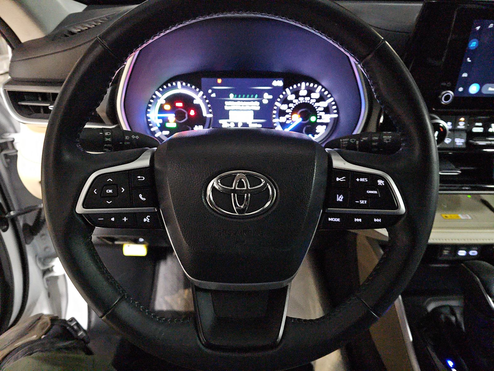 2024 Toyota Highlander Hybrid XLE AWD