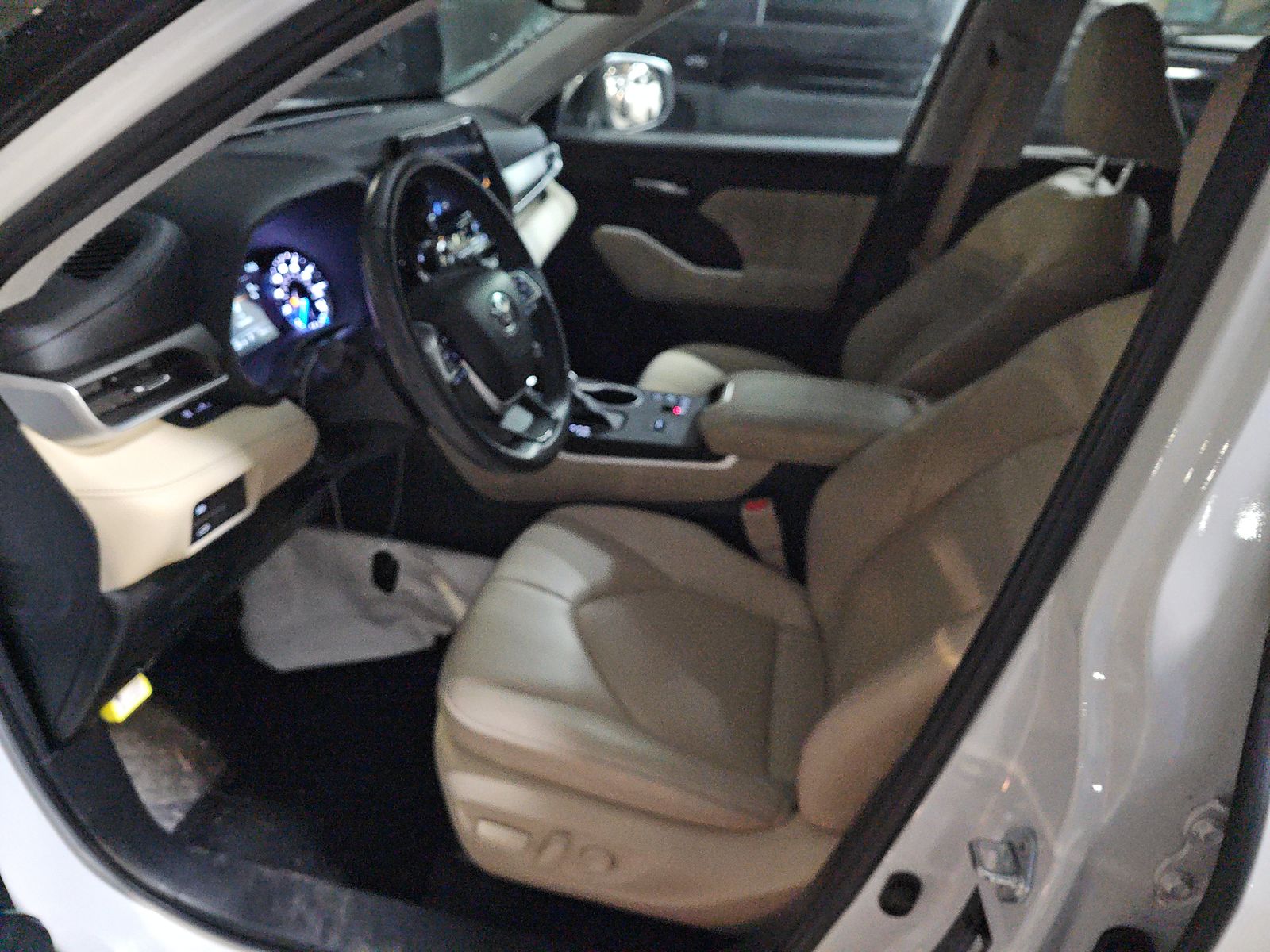 2024 Toyota Highlander Hybrid XLE AWD