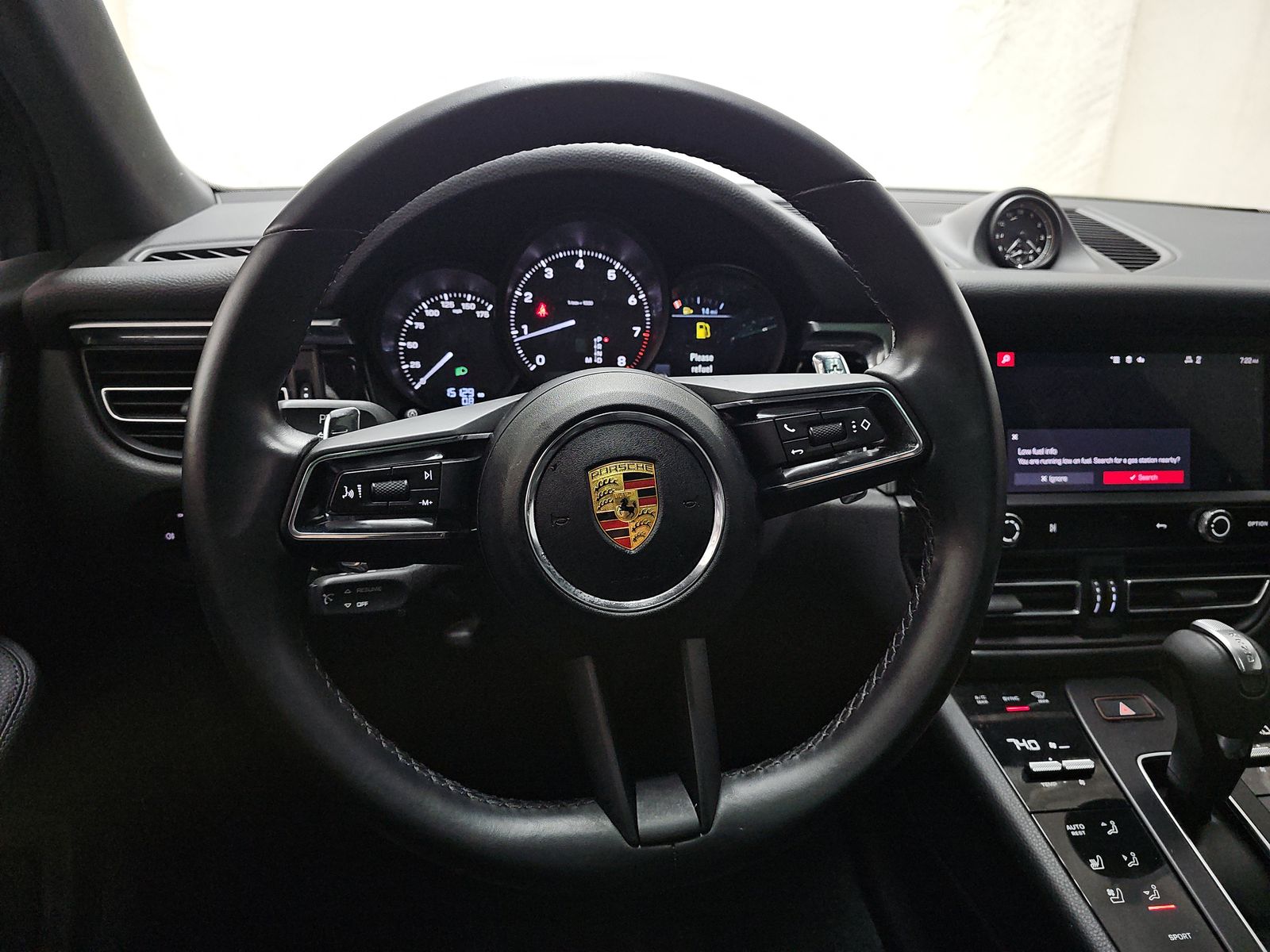 2022 Porsche Macan Base AWD