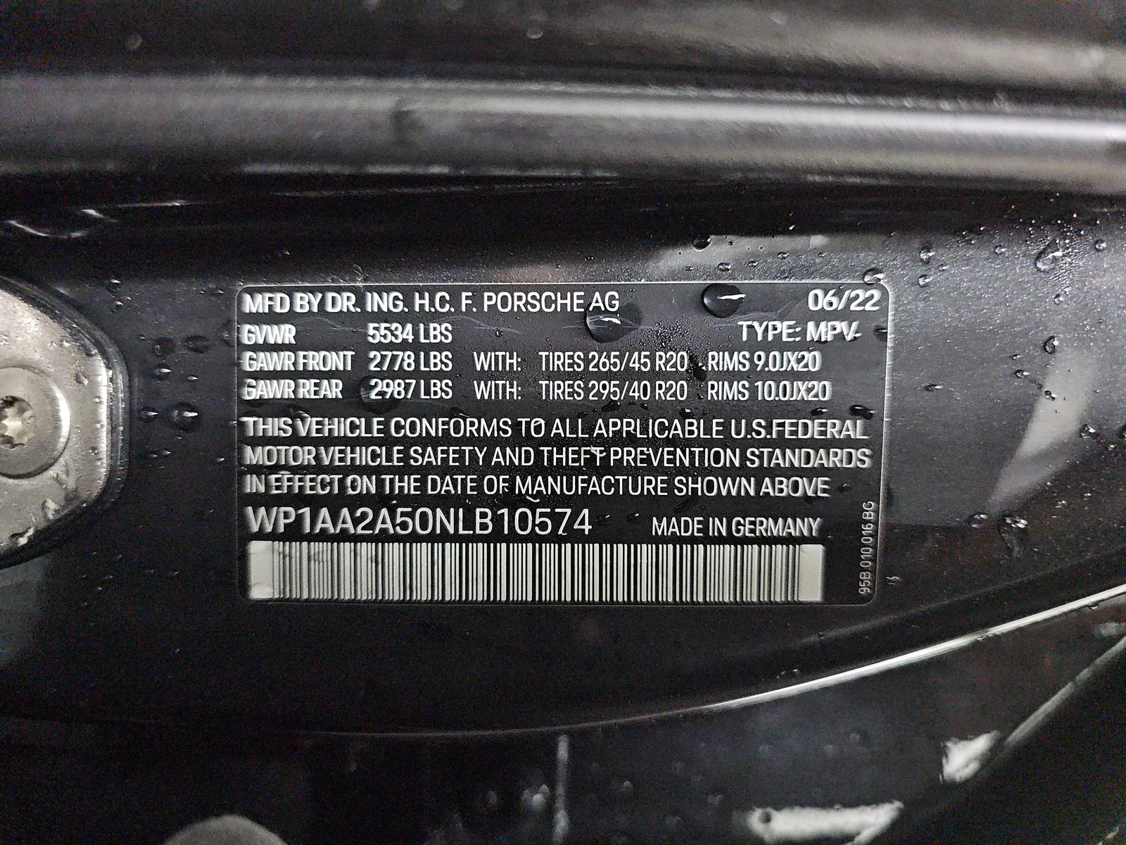 2022 Porsche Macan Base AWD