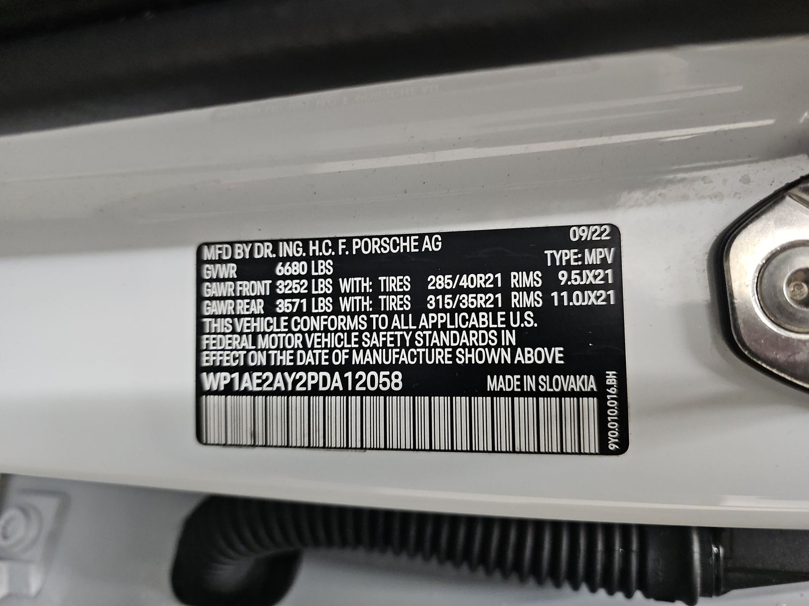 2023 Porsche Cayenne E-Hybrid Platinum Edition AWD