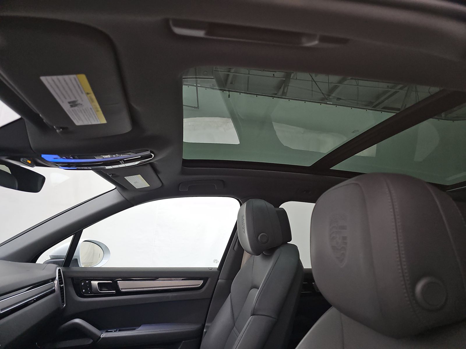 2023 Porsche Cayenne E-Hybrid Platinum Edition AWD