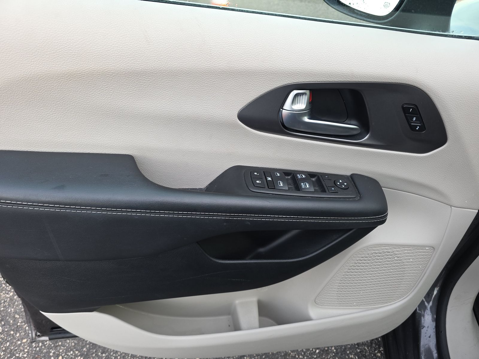 2023 Chrysler Pacifica Touring L FWD