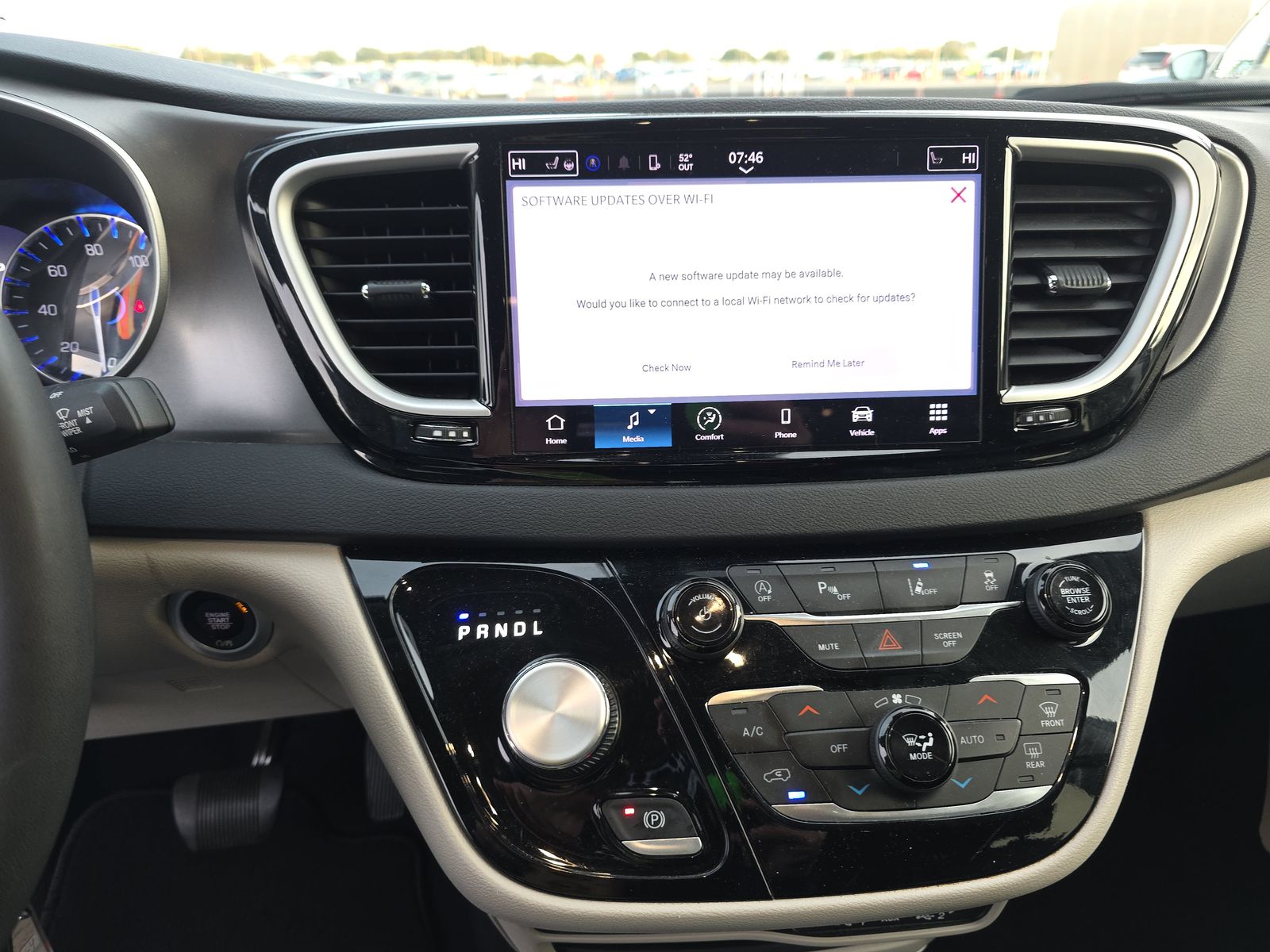 2023 Chrysler Pacifica Touring L FWD