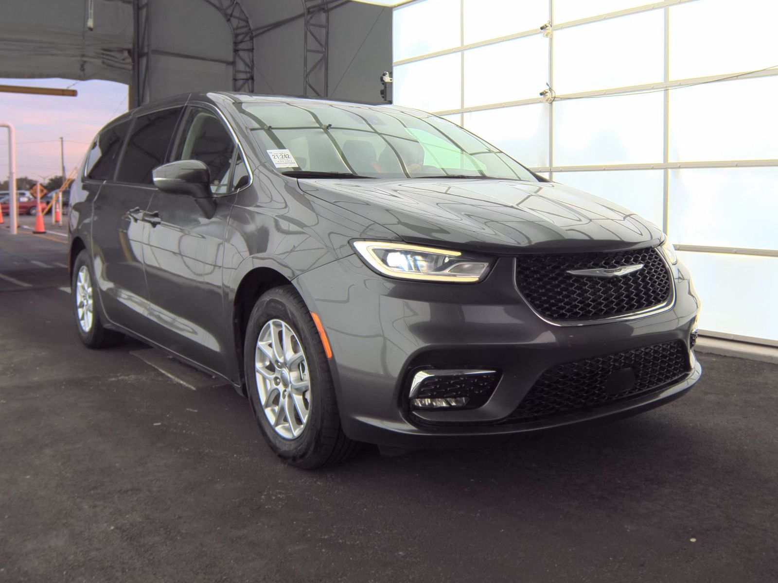 2023 Chrysler Pacifica Touring L FWD