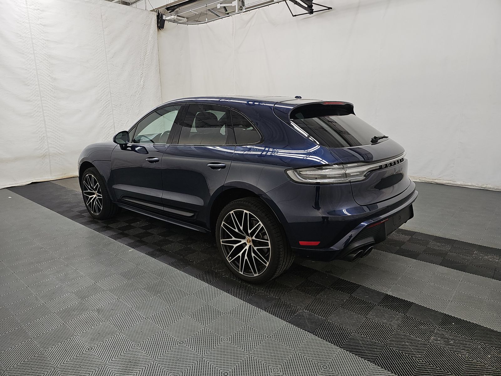 2023 Porsche Macan T AWD