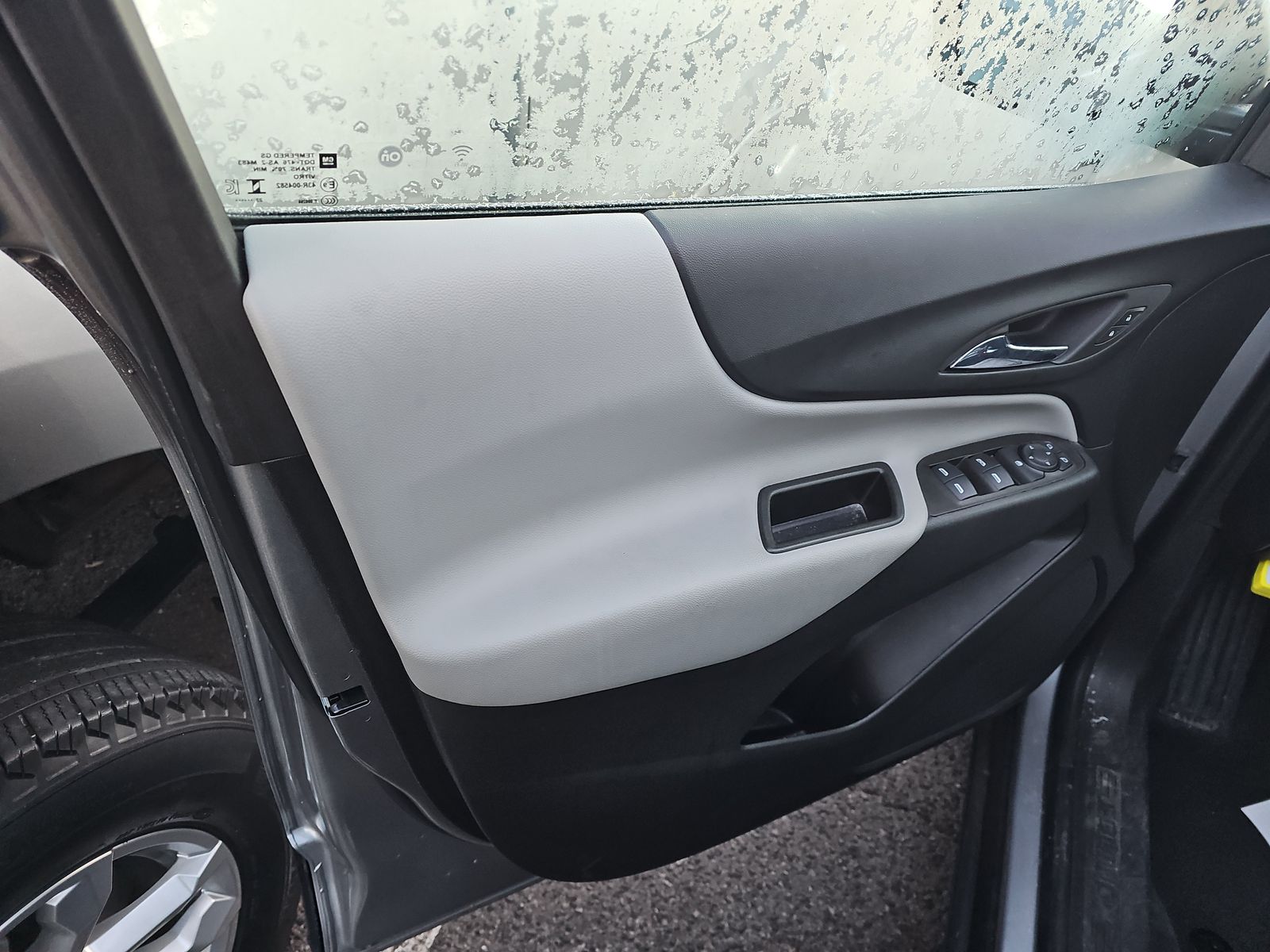 2024 Chevrolet Equinox LS FWD