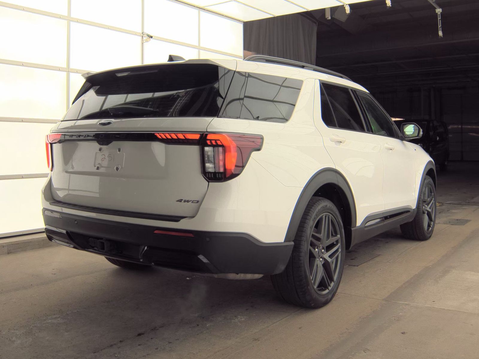 2025 Ford Explorer ST-Line AWD