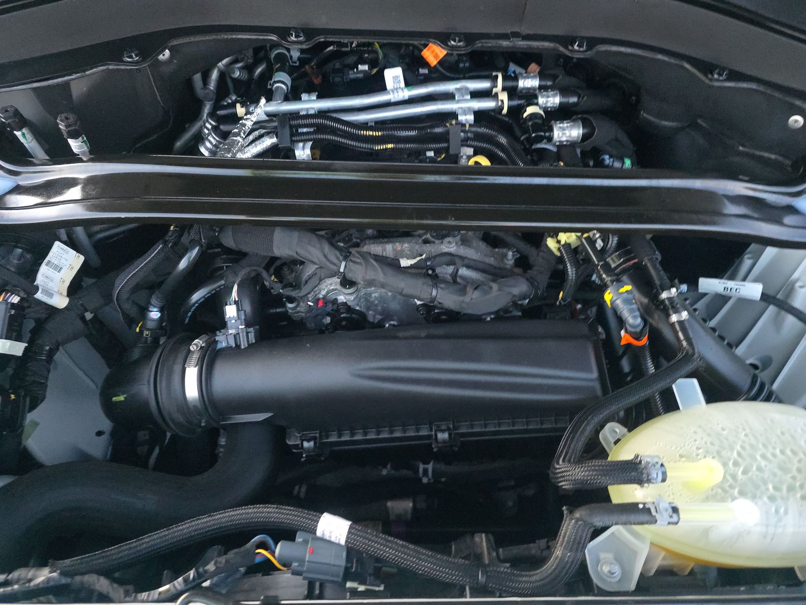 2025 Ford Explorer ST-Line AWD