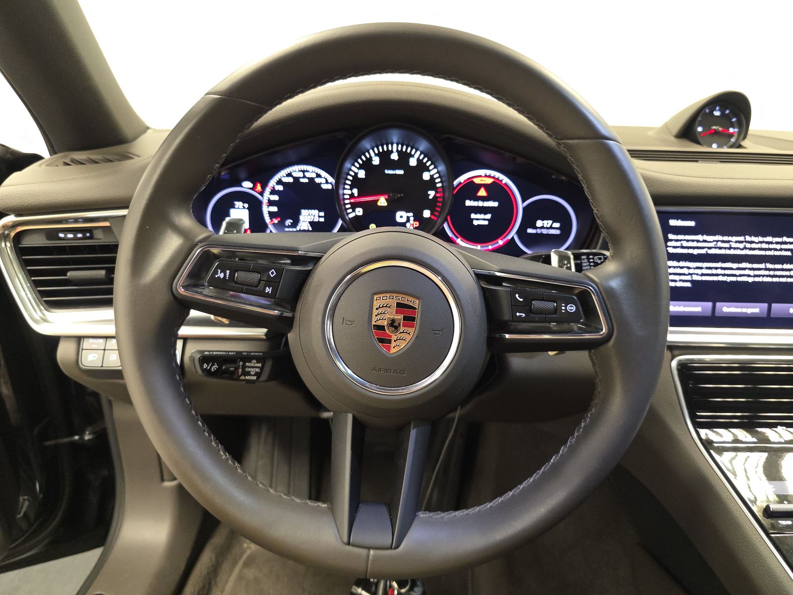 2023 Porsche Panamera Platinum Edition RWD