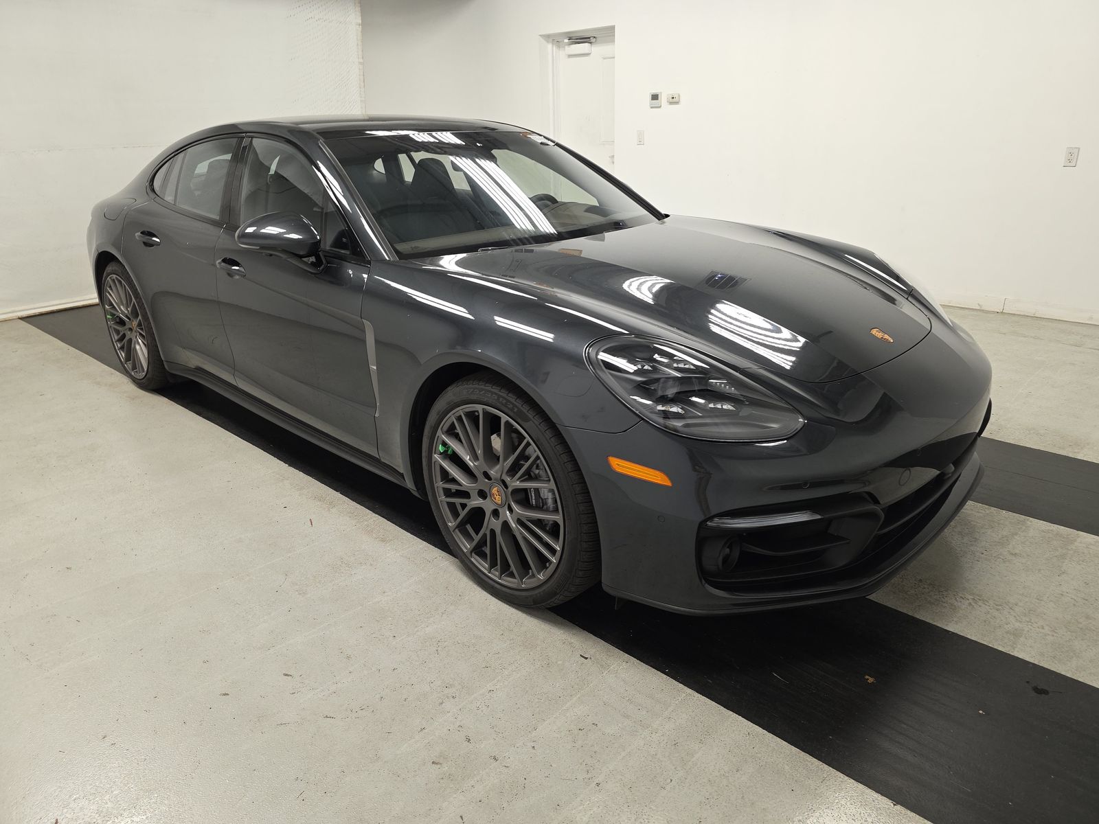 2023 Porsche Panamera Platinum Edition RWD