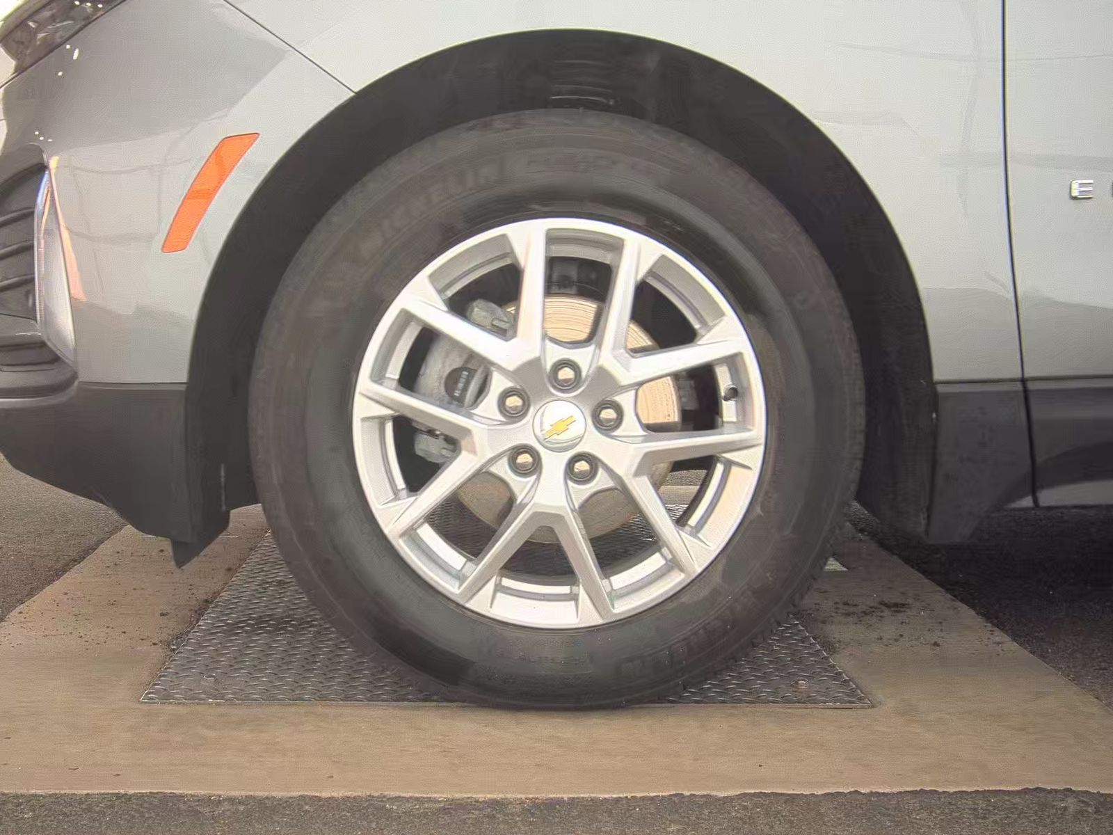 2023 Chevrolet Equinox LT FWD