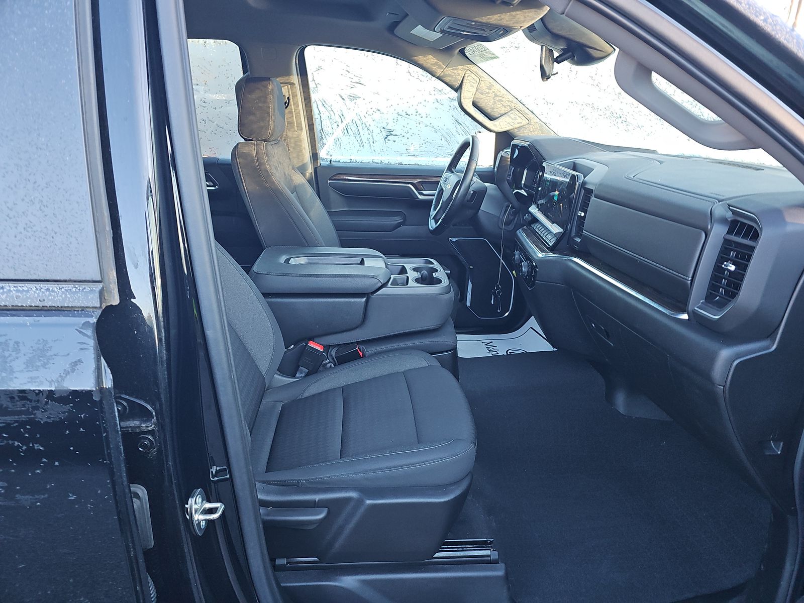 2023 Chevrolet Silverado 1500 LT AWD