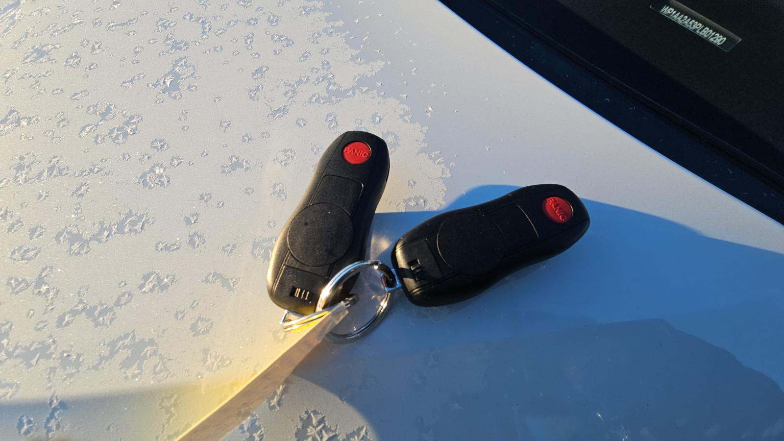 2023 Porsche Macan Base AWD