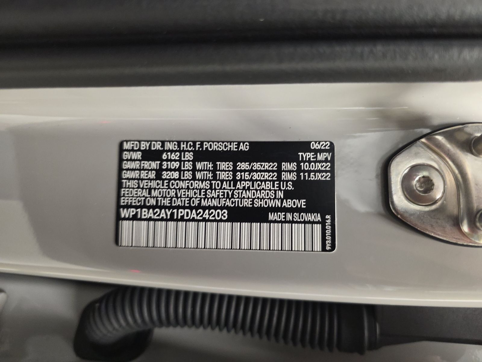 2023 Porsche Cayenne Platinum Edition AWD