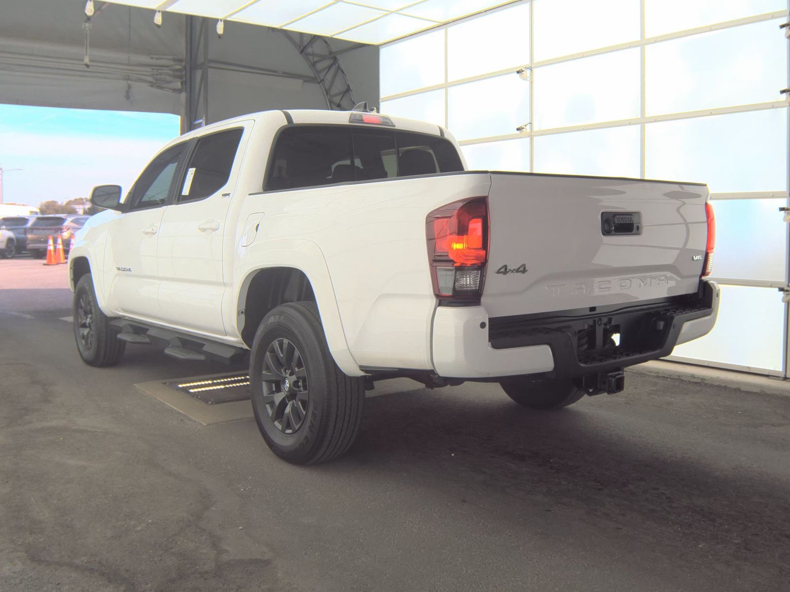 2023 Toyota Tacoma SR5 AWD