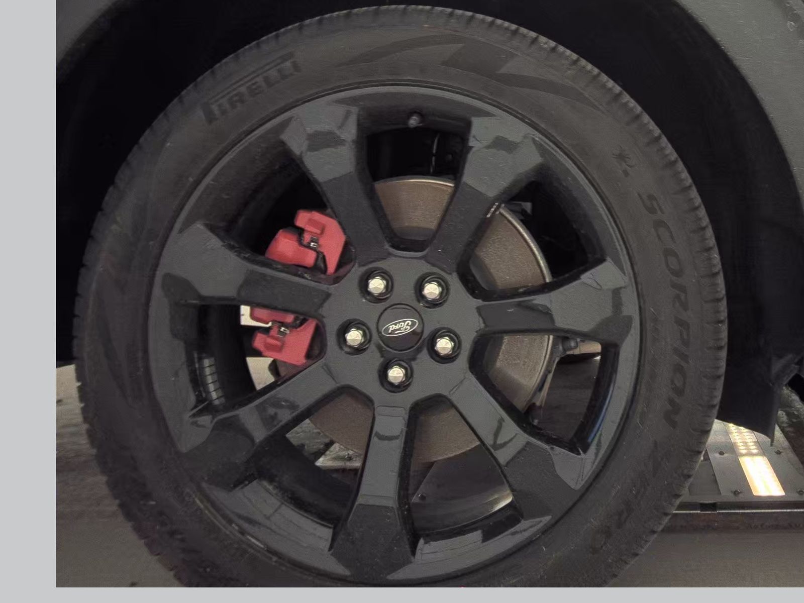 2024 Ford Explorer ST AWD