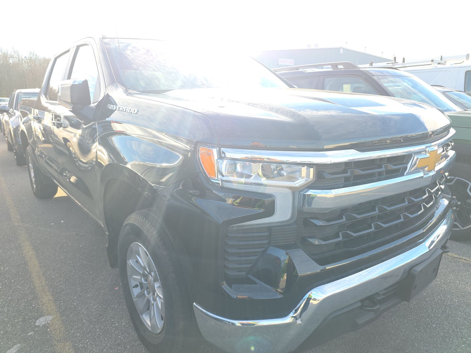 2025 Chevrolet Silverado 1500 LT AWD