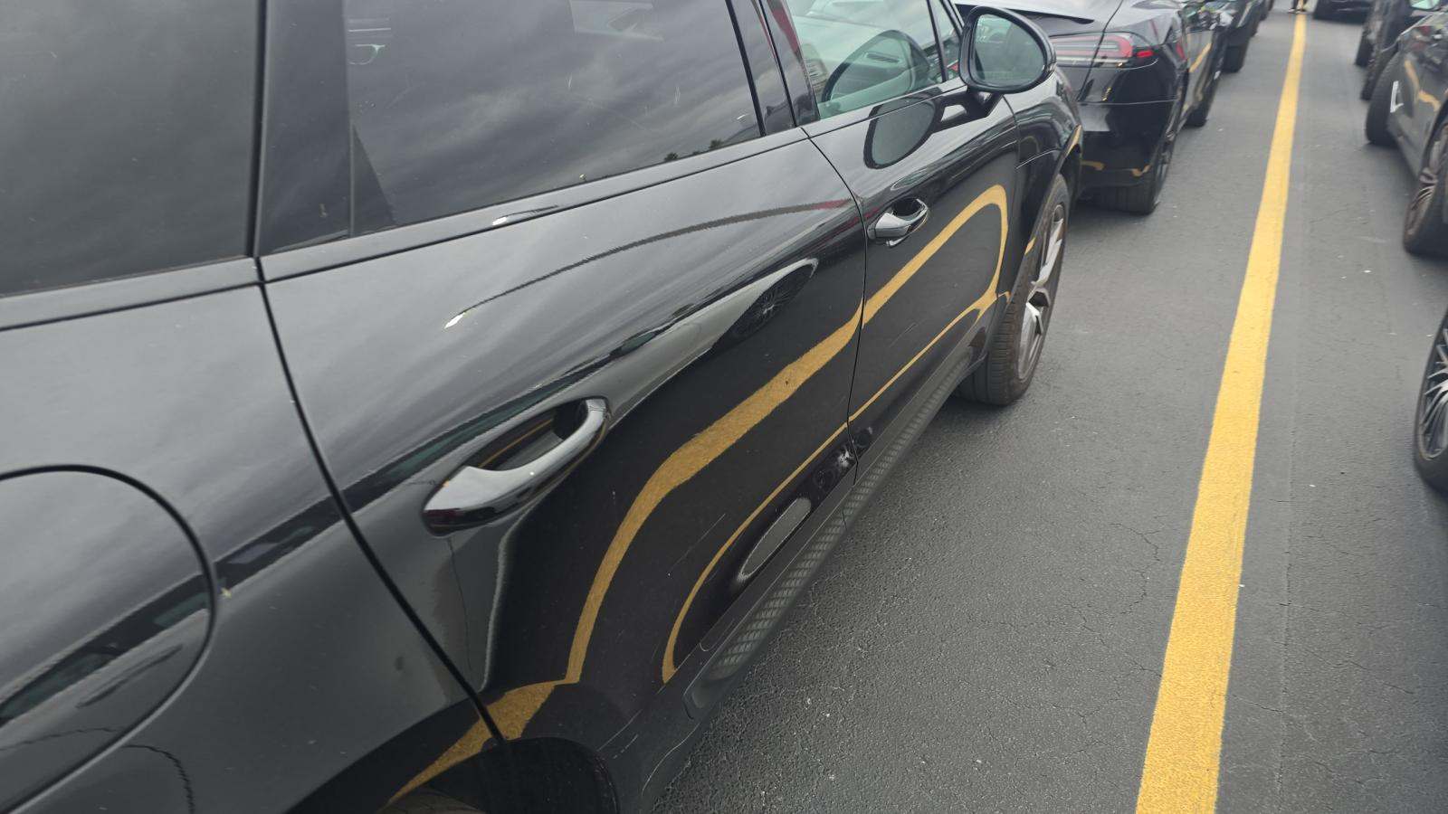 2023 Porsche Macan S AWD