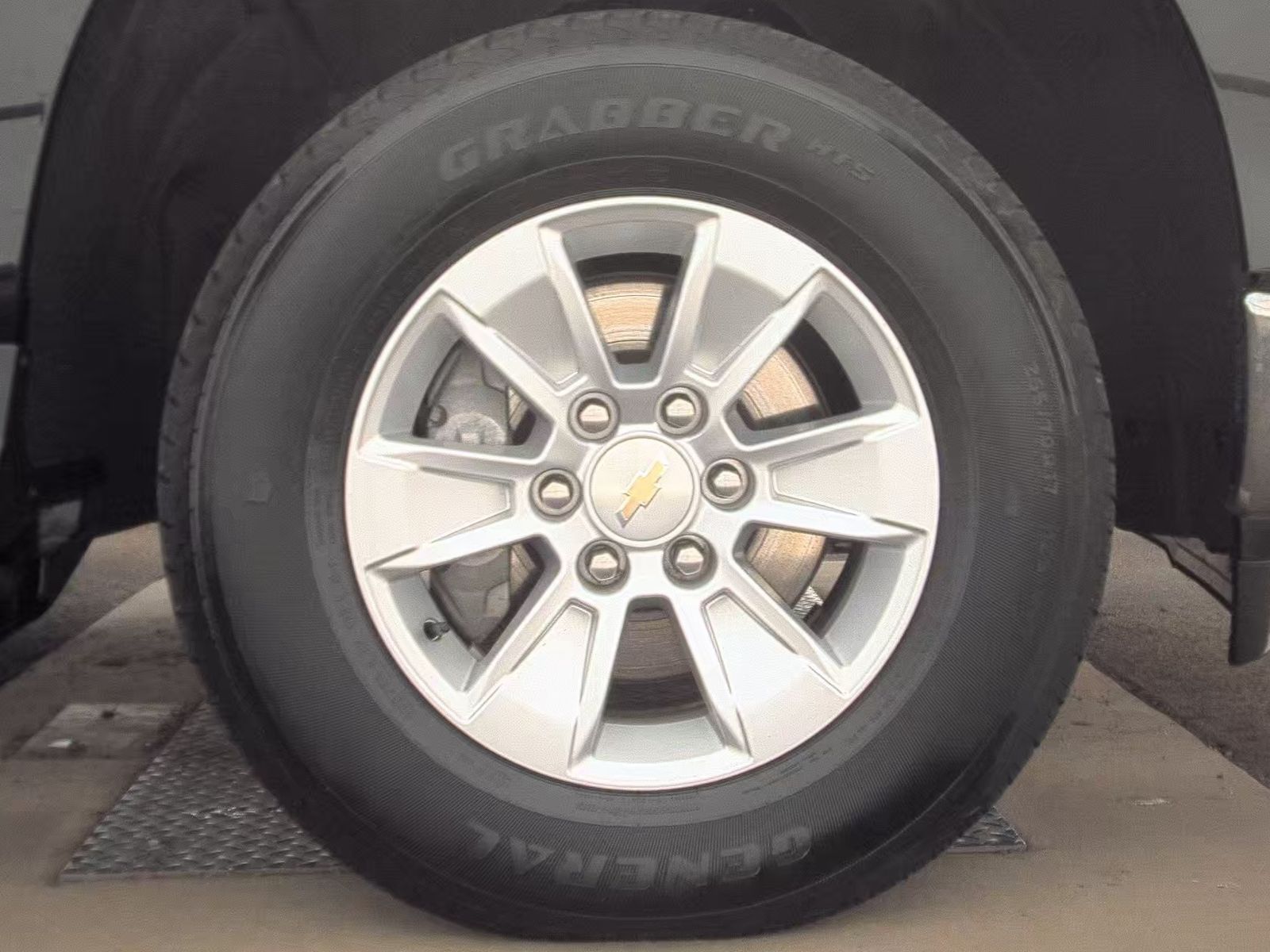 2023 Chevrolet Silverado 1500 LT AWD