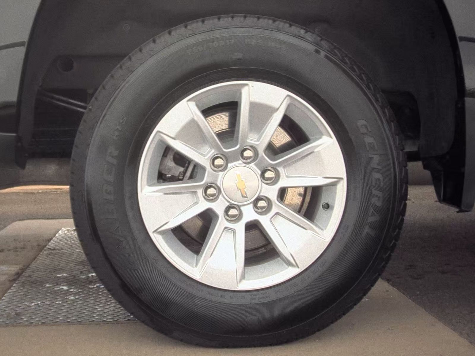 2023 Chevrolet Silverado 1500 LT AWD