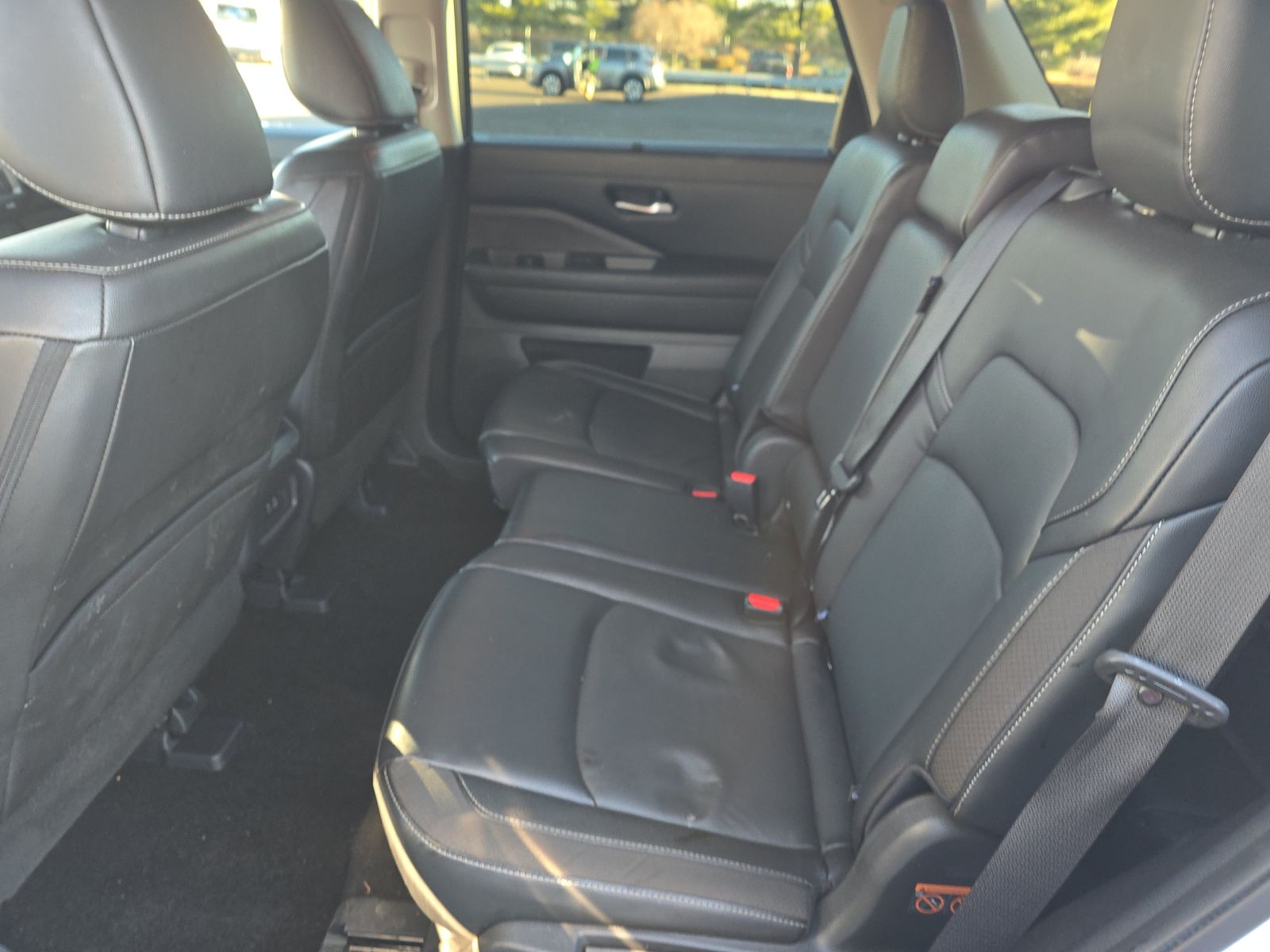 2023 Nissan Pathfinder SL AWD