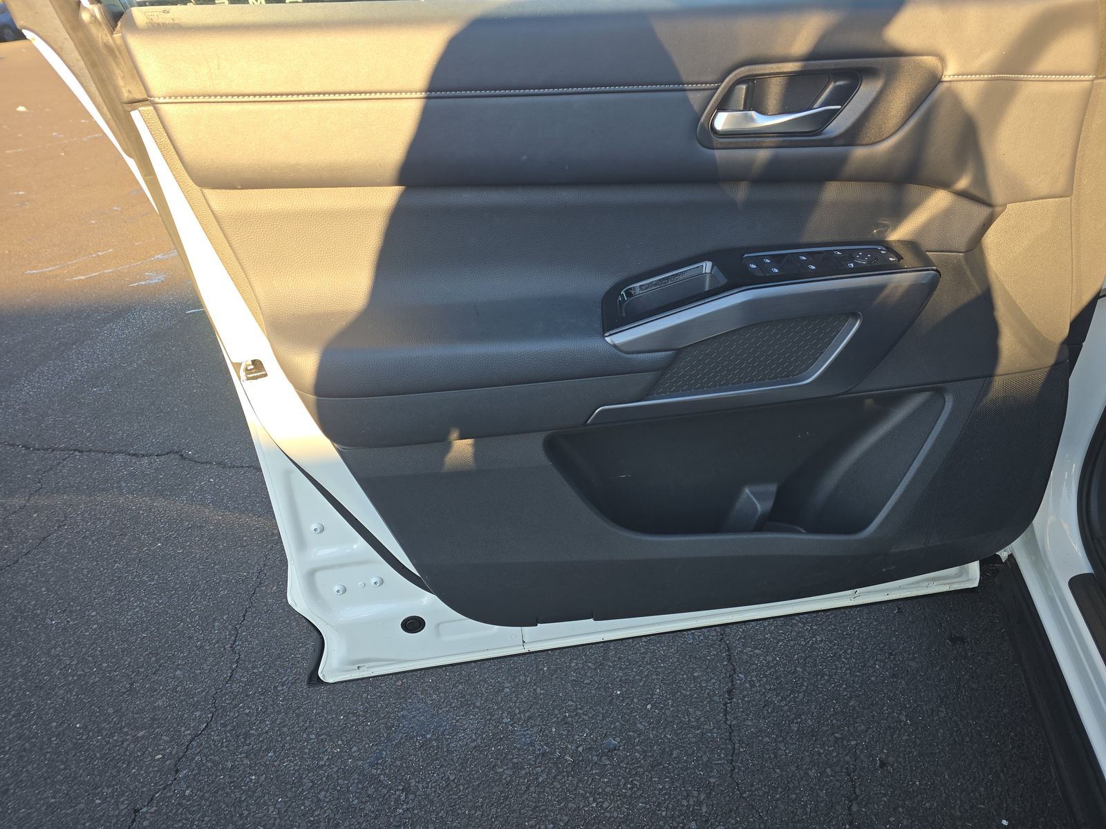 2023 Nissan Pathfinder SL AWD