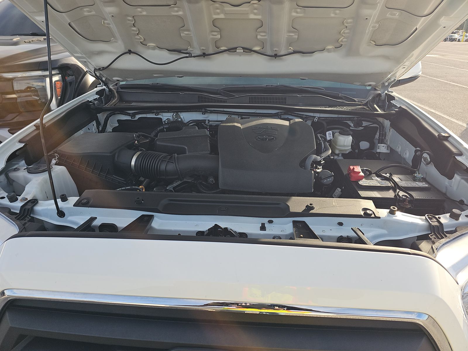 2023 Toyota Tacoma SR5 AWD