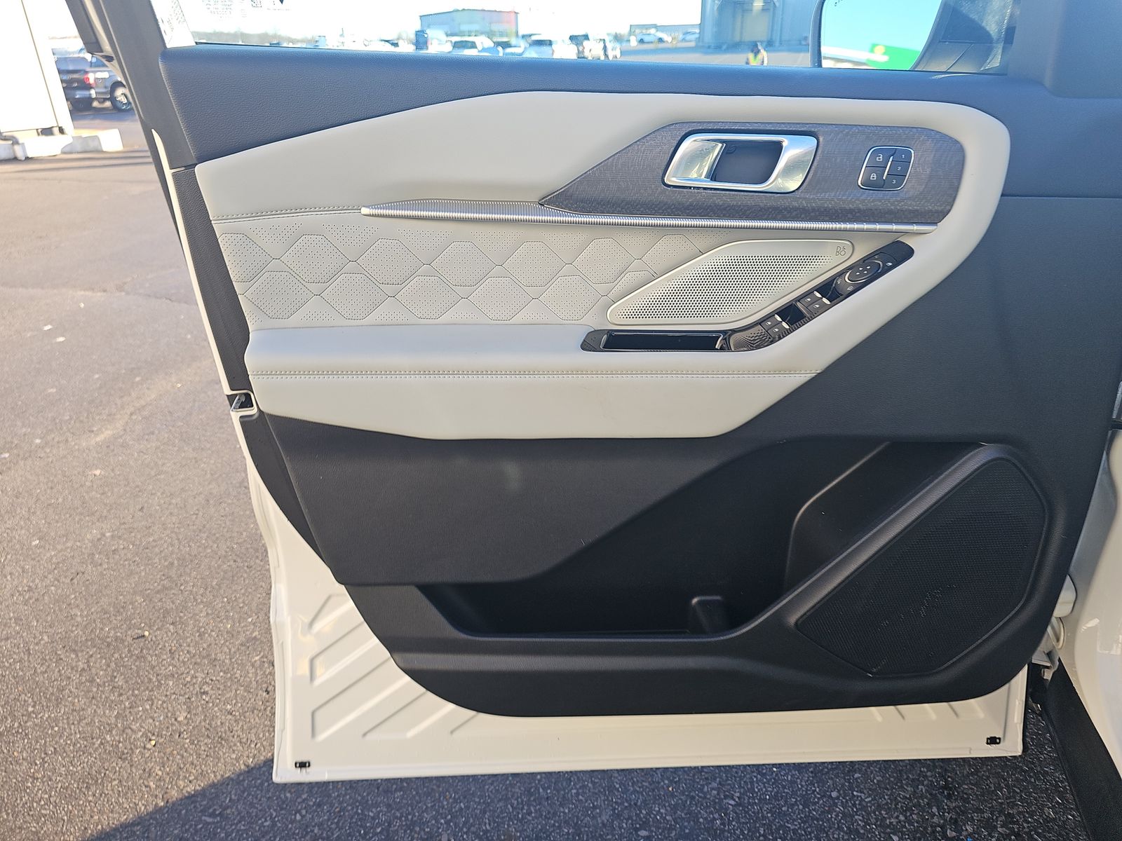 2025 Ford Explorer Platinum AWD