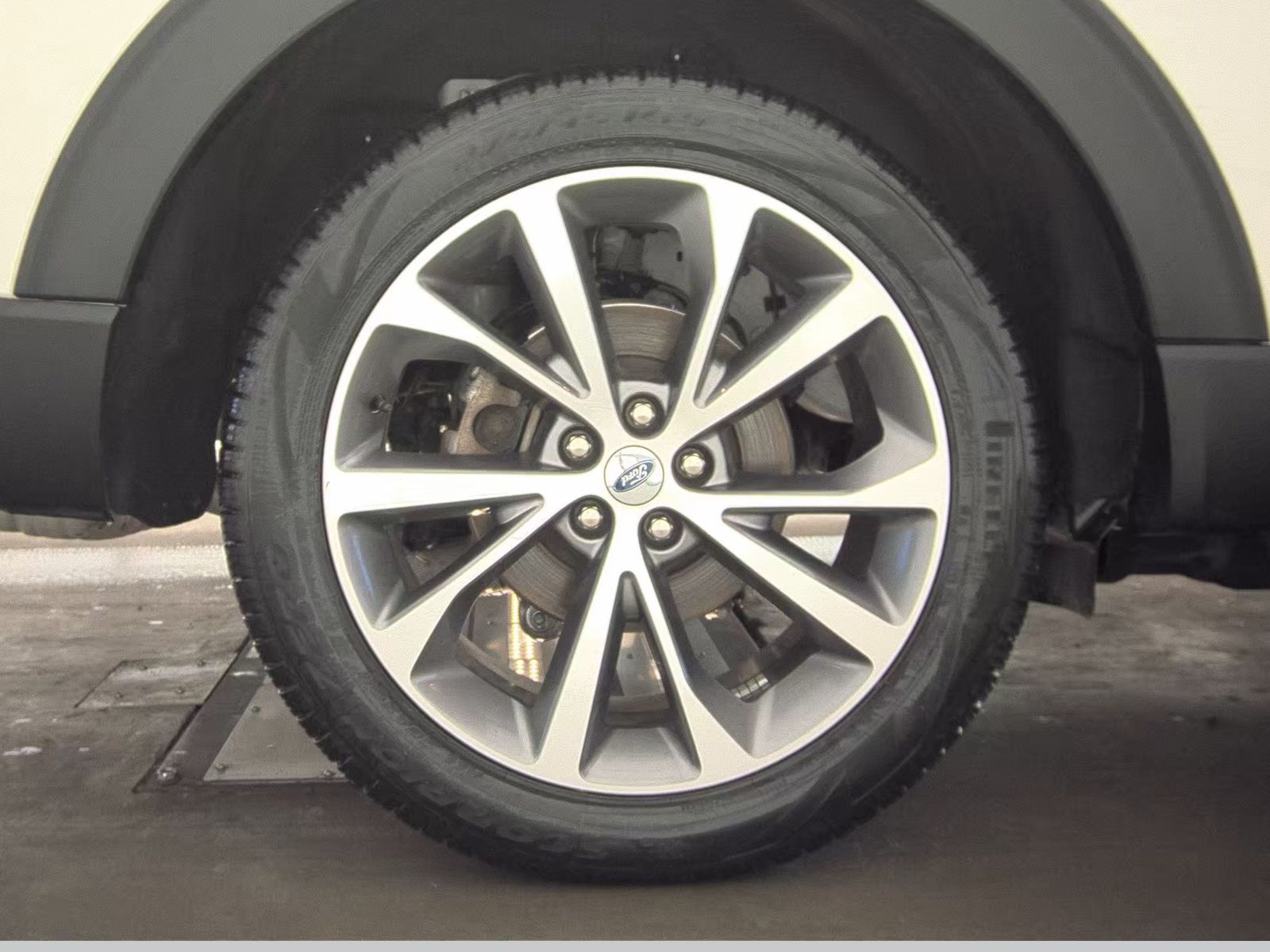 2025 Ford Explorer Platinum AWD