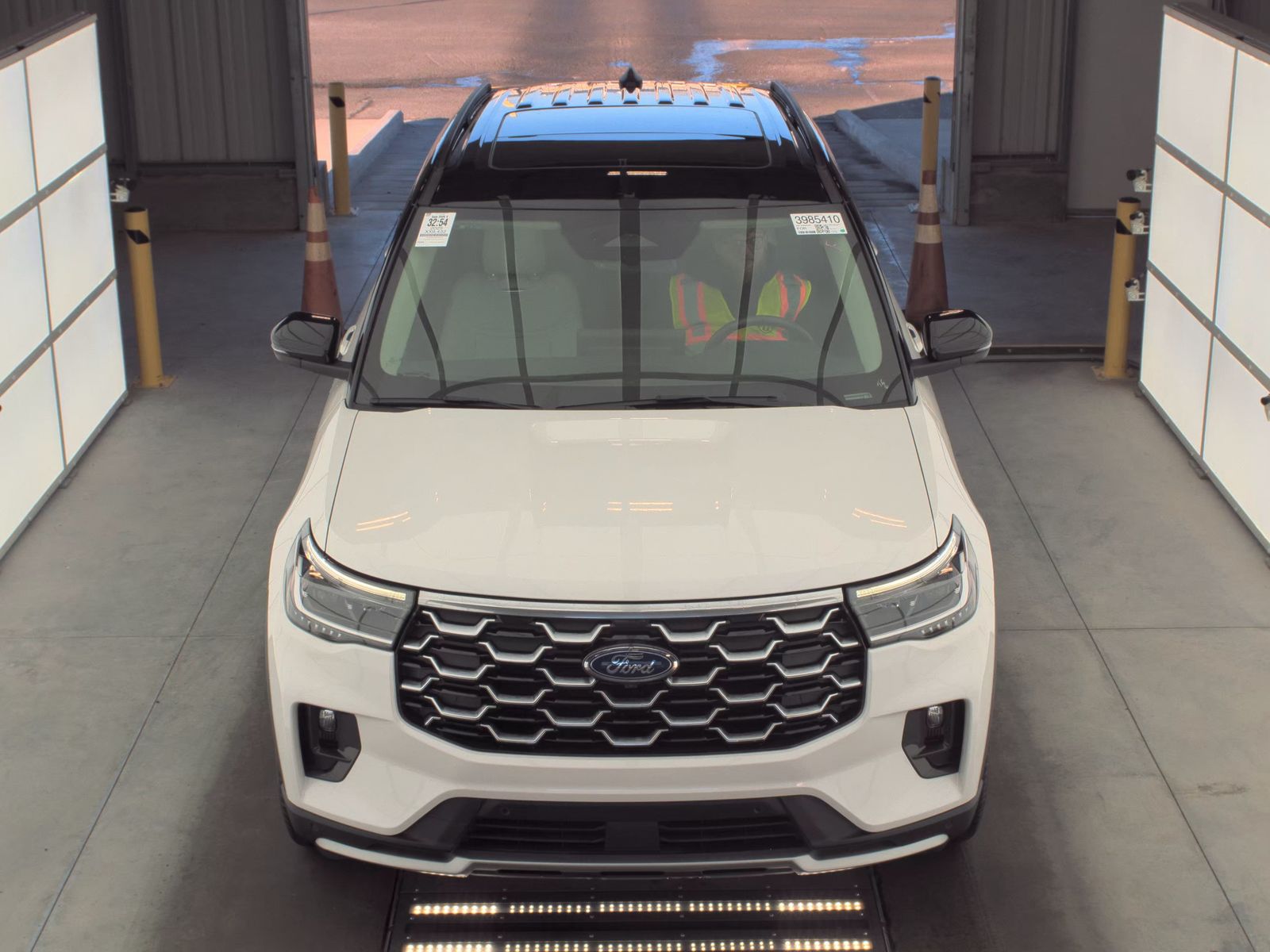 2025 Ford Explorer Platinum AWD