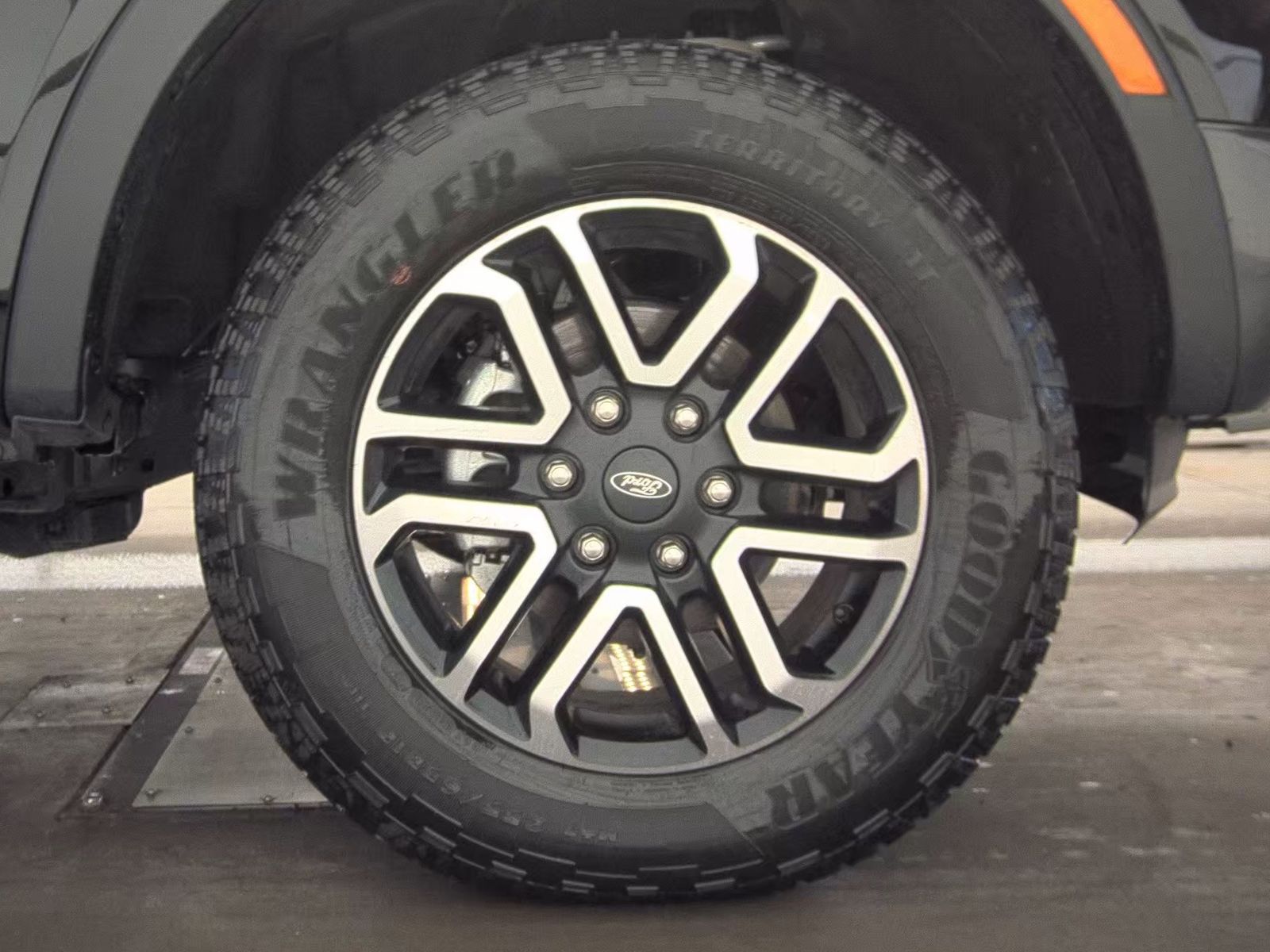 2025 Ford Ranger LARIAT AWD