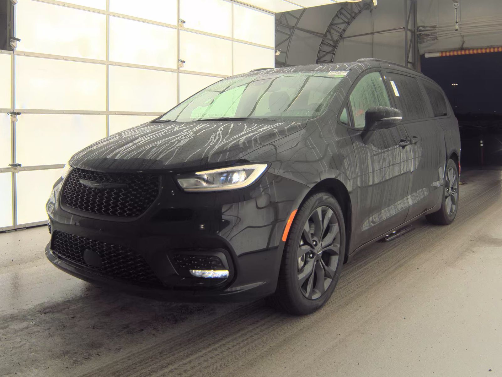 2025 Chrysler Pacifica Limited FWD